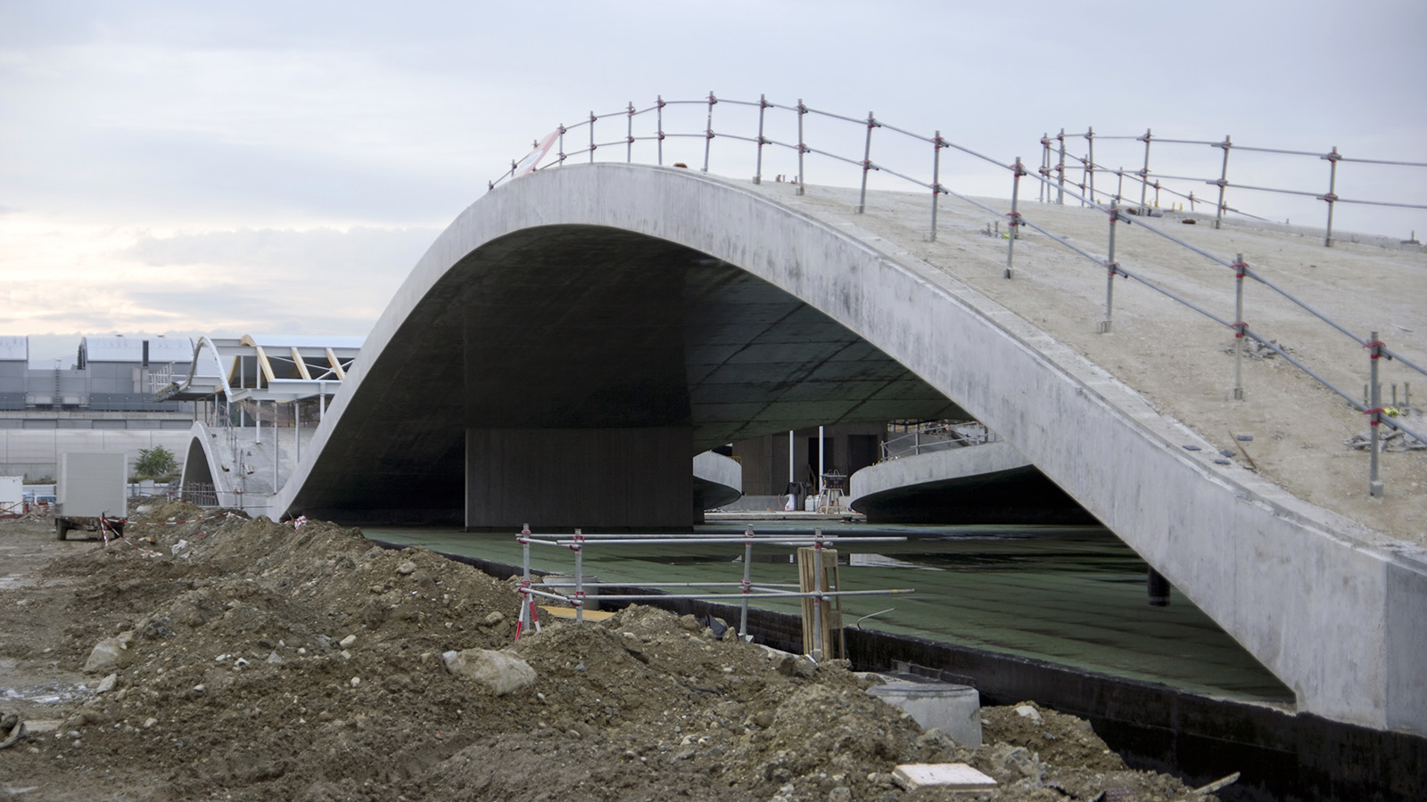 rolex-learning-center-epfl-ingphi-construction