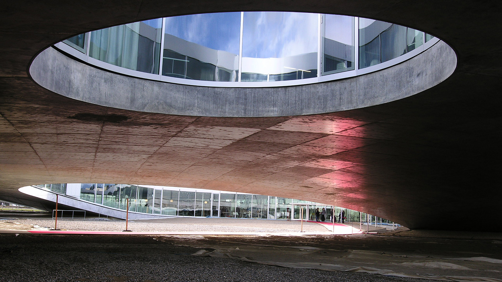 rolex-learning-center-epfl-ingphi-construction