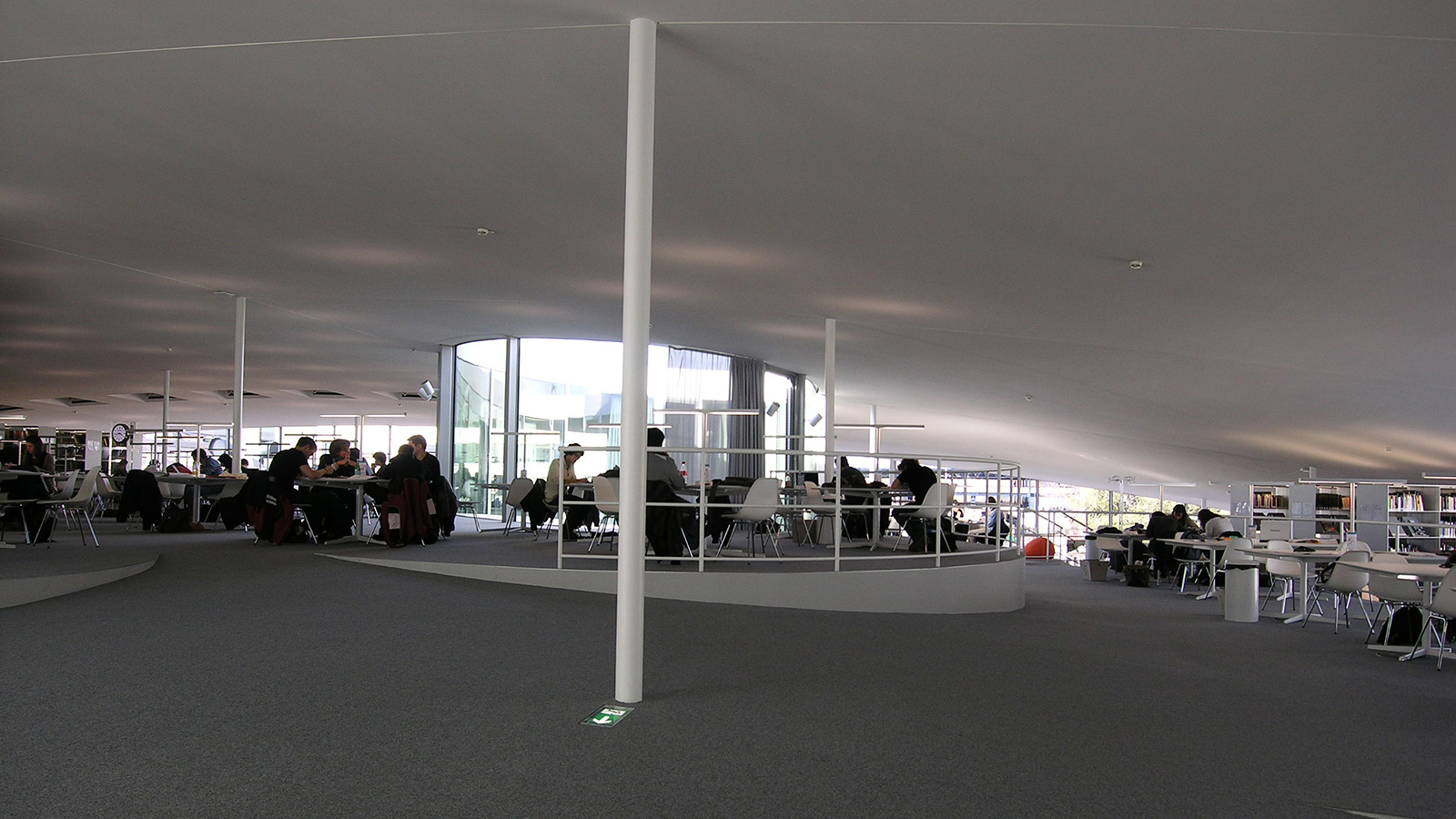 rolex-learning-center-epfl-ingphi-construction